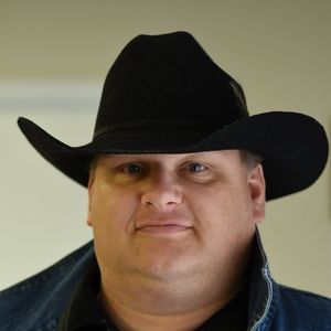 Meet your Posher, Stephen